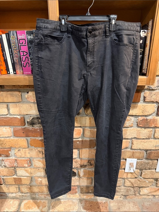 Jennifer Lopez Denim - Women’s Jennifer Lopez Black Slim Jeans Sz 16